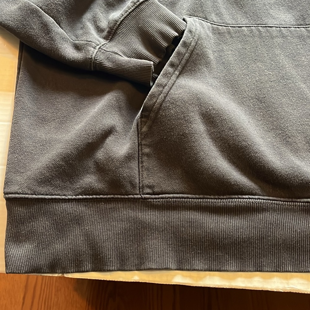 The North Face-XXL-Black- Hoodie-never stop exploring logo-hooded sweatshirt. - Picture 8 of 16